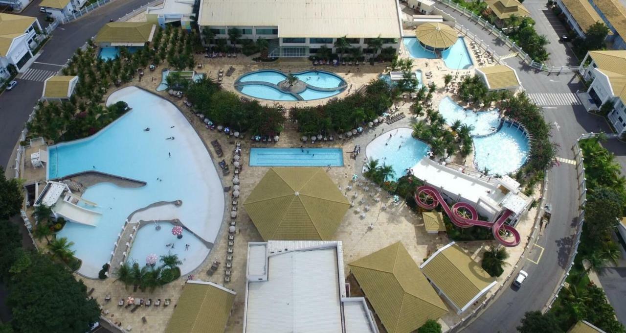 Lacqua Di Roma Com Piscina De Ondas Caldas Novas Luaran gambar