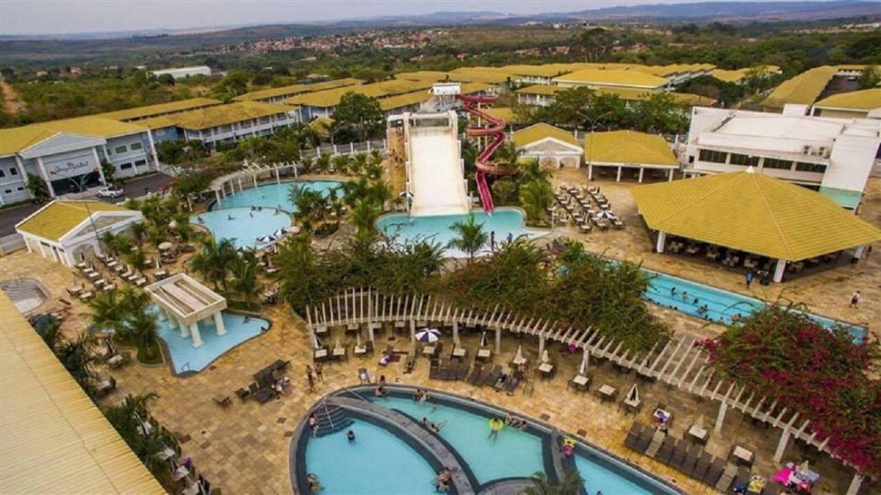 Lacqua Di Roma Com Piscina De Ondas Caldas Novas Luaran gambar