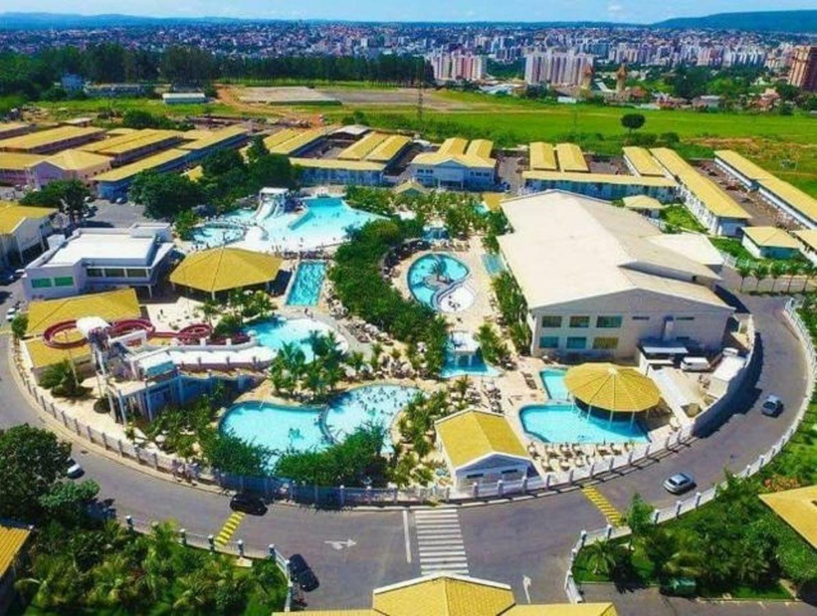 Lacqua Di Roma Com Piscina De Ondas Caldas Novas Luaran gambar